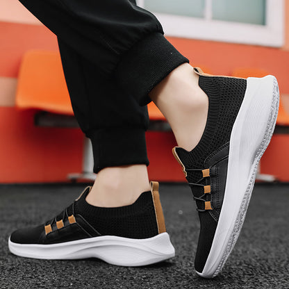 Stickade sneakers